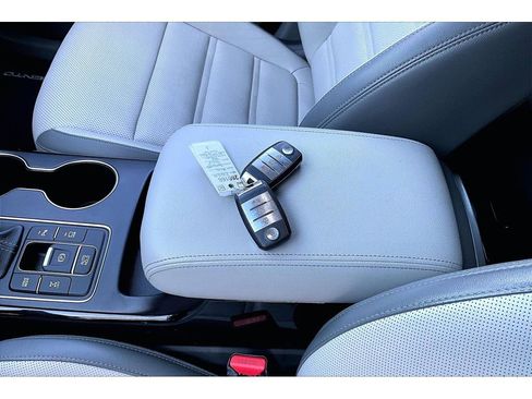 Used 2020 Kia Sorento SX AWD/4WD image 11