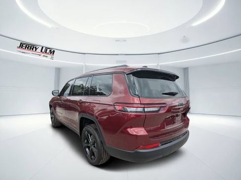 New 2025 Jeep Grand Cherokee L Laredo AWD/4WD image 5