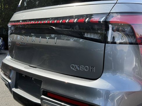 New 2026 INFINITI QX80 Luxe w/ Cargo Package AWD/4WD image 9