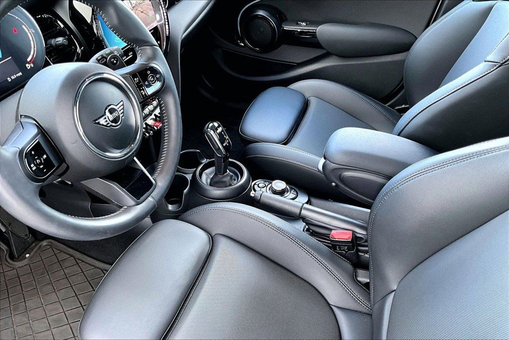 Used 2022 MINI Cooper S FWD image 18