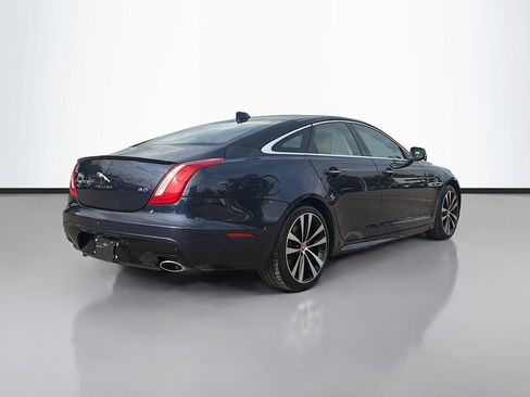Used 2019 Jaguar XJ R-Sport image 3