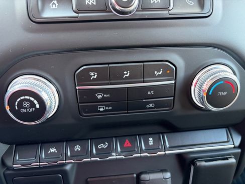 Used 2024 GMC Sierra 1500 Pro w/ Pro Value Package image 21