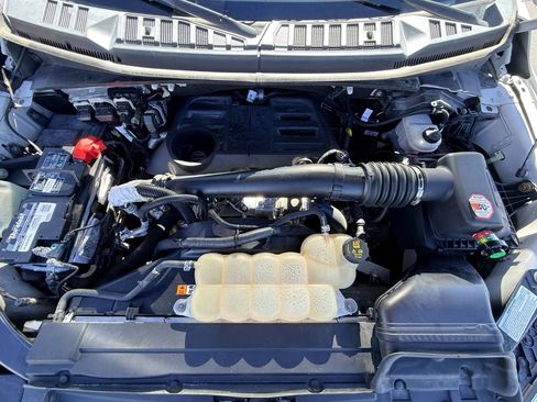 Used 2018 Ford F150 Lariat w/ Equipment Group 502A Luxury image 3