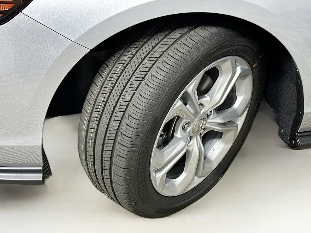 Used 2026 Honda Accord LX image 25