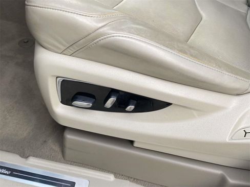 Used 2020 Cadillac Escalade ESV Luxury image 21