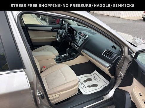 Used 2016 Subaru Outback 2.5i Premium image 33