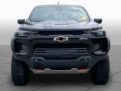 Used 2024 Chevrolet Colorado ZR2 w/ Safety Package AWD/4WD image 4