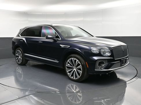 Used 2023 Bentley Bentayga Extended Wheelbase image 10