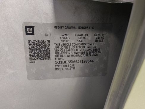 Used 2018 Chevrolet Cruze LT w/ Convenience Package FWD image 33