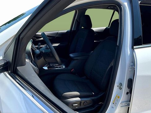 Used 2019 Chevrolet Equinox LT image 27