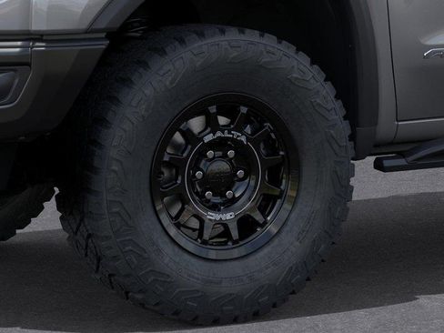 New 2026 GMC Sierra 1500 AT4X w/ AT4X AEV Edition AWD/4WD image 9