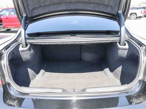 Used 2019 Dodge Charger Scat Pack RWD image 25