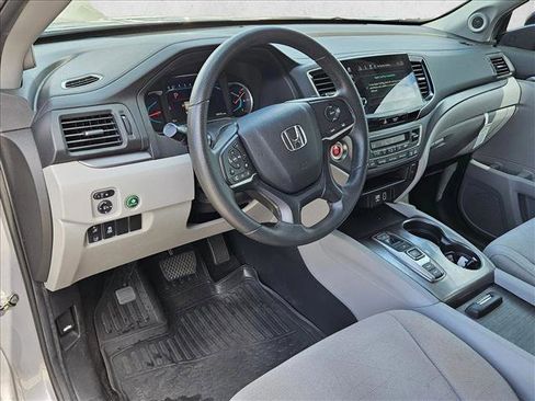 Used 2021 Honda Pilot EX image 9