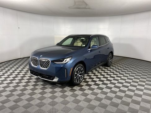 New 2026 BMW X3 xDrive30 w/ Premium Package image 3