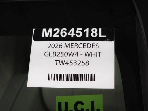 Certified 2026 Mercedes-Benz GLB 250 4MATIC image 33