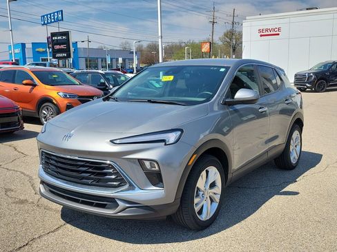 Used 2025 Buick Encore GX Preferred image 2