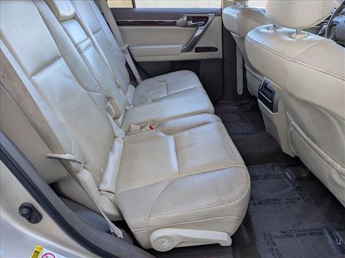Used 2016 Lexus GX 460 w/ Premium Package AWD/4WD image 27