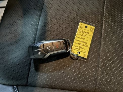 Used 2017 Ford Mustang Shelby GT350 image 9