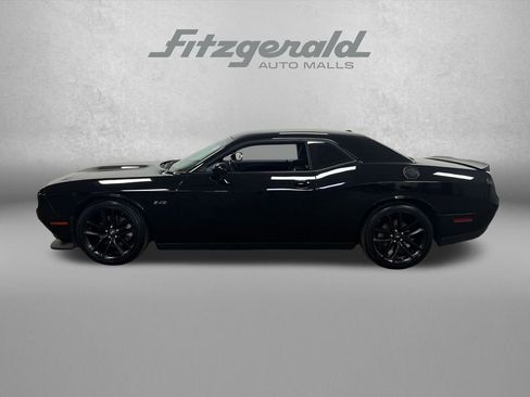 Used 2023 Dodge Challenger R/T RWD image 2