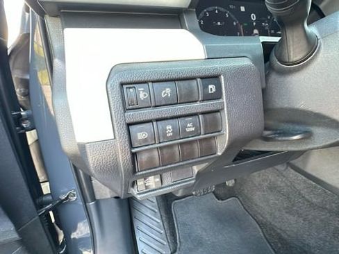 Used 2024 Toyota Tacoma TRD Off-Road AWD/4WD image 18