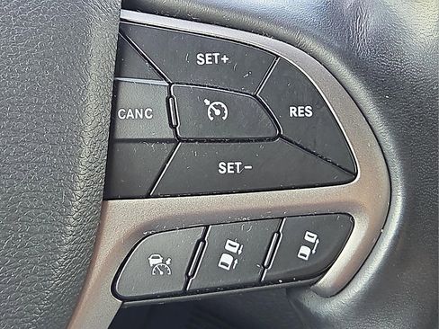 Used 2021 Jeep Grand Cherokee Trailhawk w/ Trailhawk Luxury Group AWD/4WD image 22