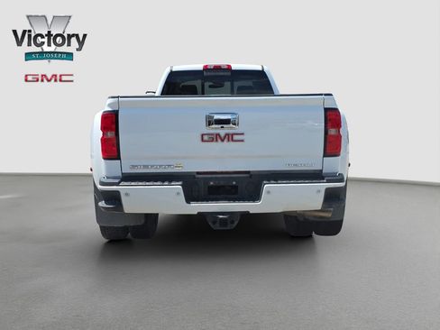 Used 2017 GMC Sierra 3500 Denali w/ Duramax Plus Package AWD/4WD image 16