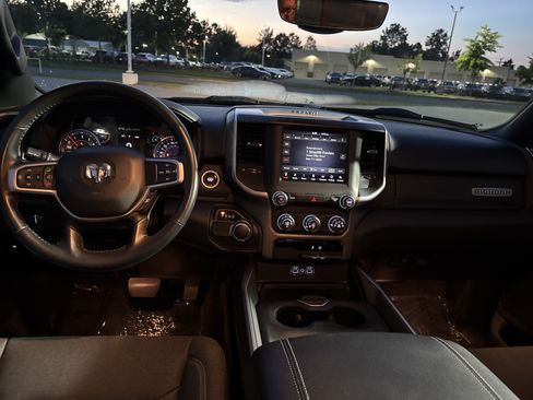Used 2020 RAM 1500 Big Horn RWD image 27