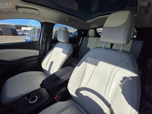 Used 2024 Ford Mustang Mach-E Premium image 17
