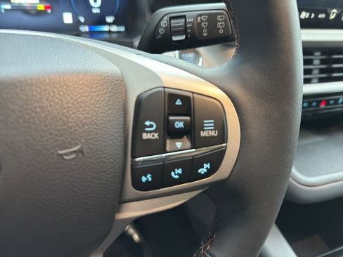 New 2026 Ford Explorer Active w/ Active Comfort Package image 20