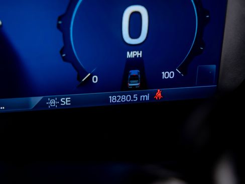 Used 2024 Ford F450 Limited w/ FX4 Off-Road Package image 13