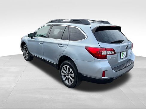 Used 2017 Subaru Outback 2.5i Limited image 6