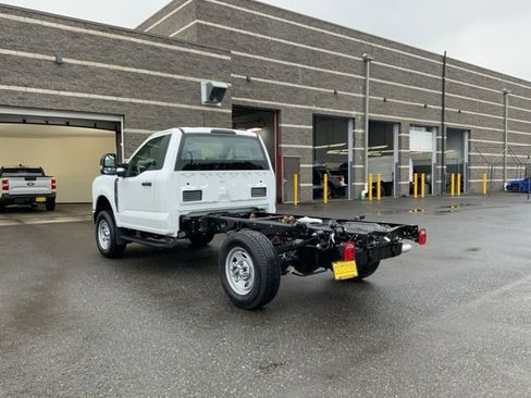 New 2025 Ford F350 XL w/ XL Chrome Package AWD/4WD image 6