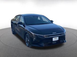 Used 2025 Kia K4 LXS video 2
