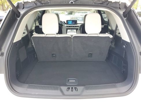 Used 2025 Lincoln Aviator Reserve w/ Jet Appearance Package RWD image 8