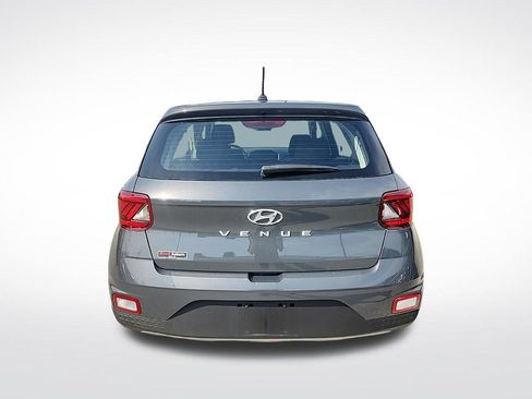 Certified 2025 Hyundai Venue SE FWD image 6