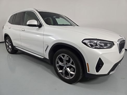 Used 2023 BMW X3 xDrive30i w/ Premium Package image 7