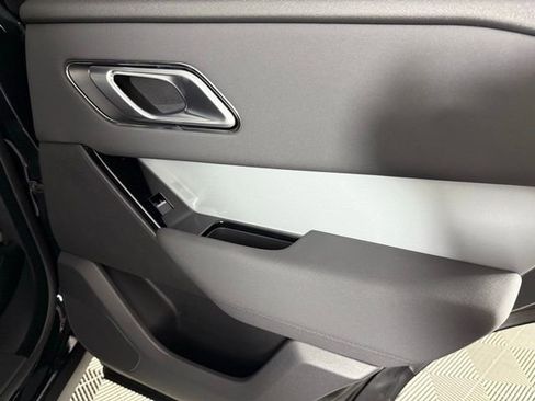 Certified 2025 Land Rover Range Rover Velar S image 25