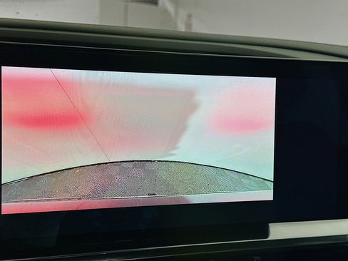 Used 2023 Chevrolet Silverado 1500 LT image 23