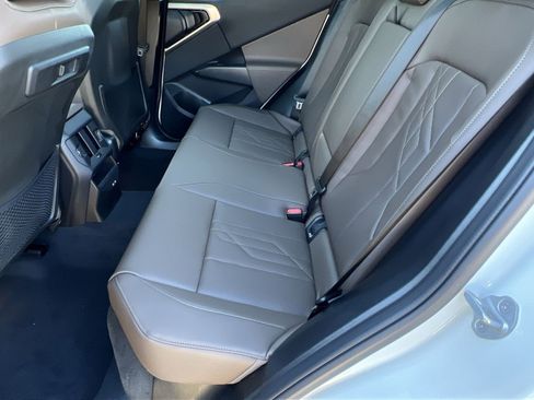 Used 2025 BMW X3 xDrive30i w/ Premium Package image 22