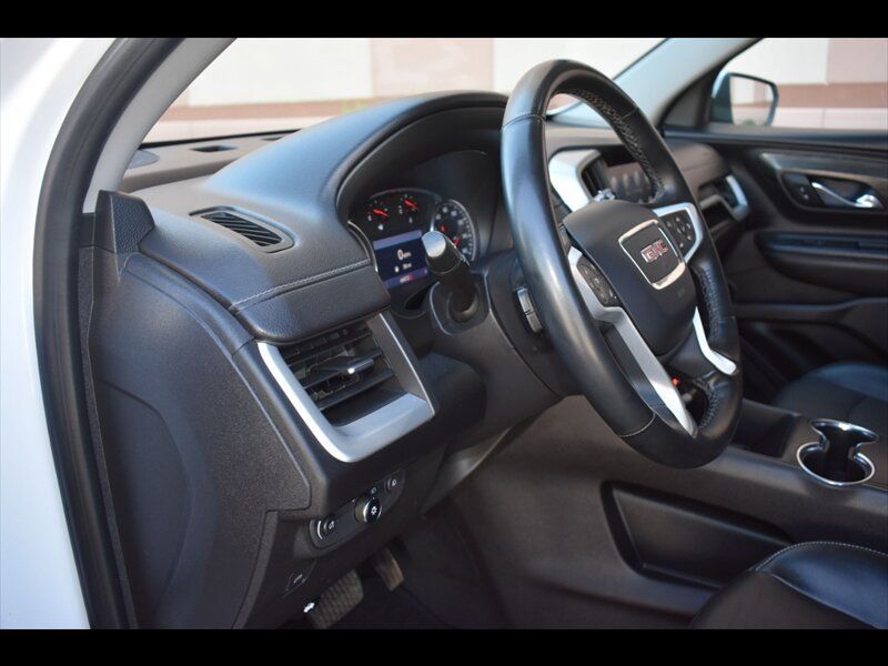 Used 2023 GMC Terrain SLT FWD image 15