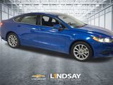 Used 2017 Ford Fusion SE image 3