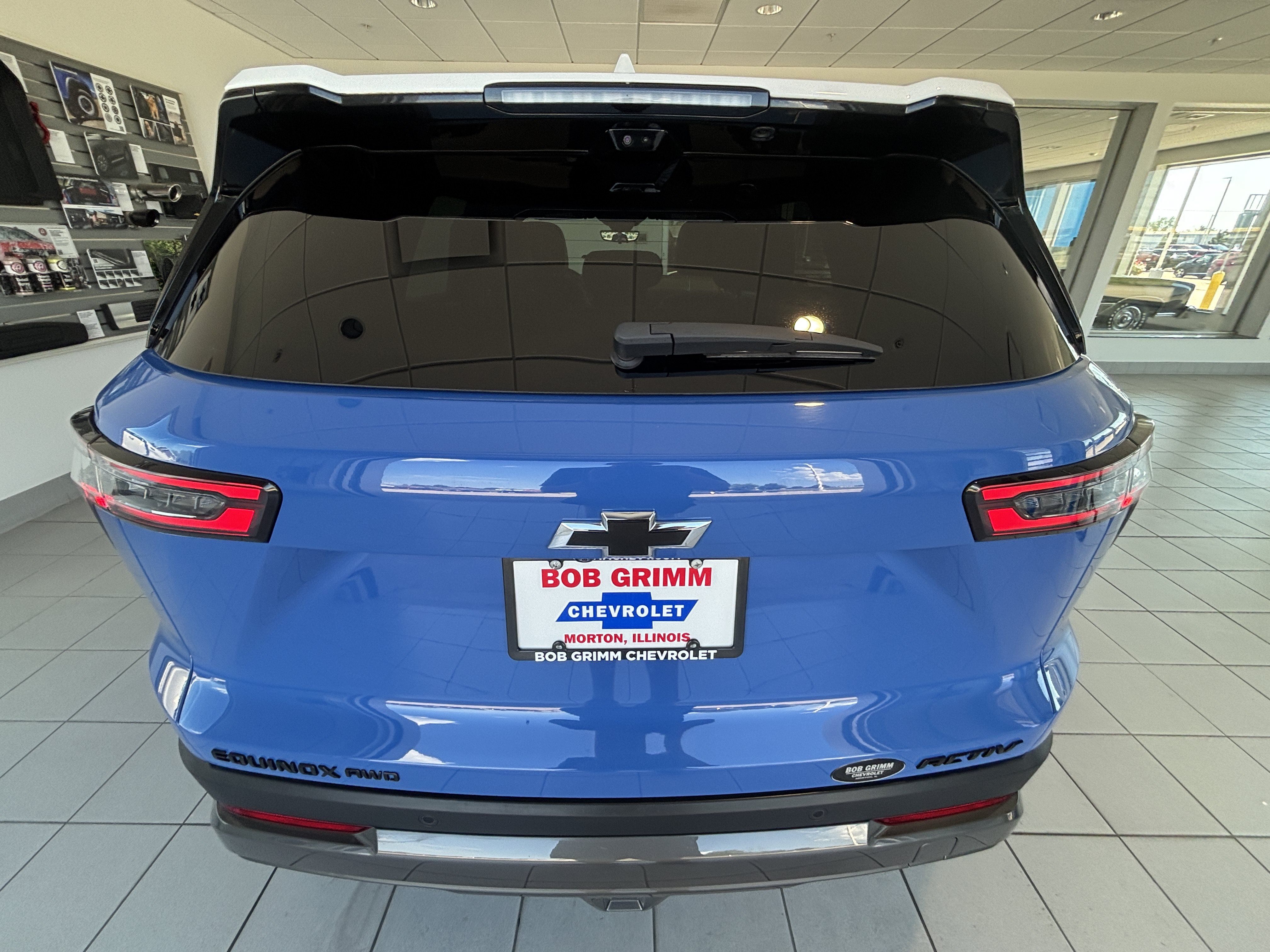 Used 2025 Chevrolet Equinox ACTIV w/ Safety and Technology Package AWD/4WD image 8