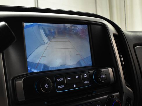 Used 2018 GMC Sierra 1500 SLT AWD/4WD image 19