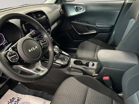 Used 2023 Kia Soul EX FWD image 10