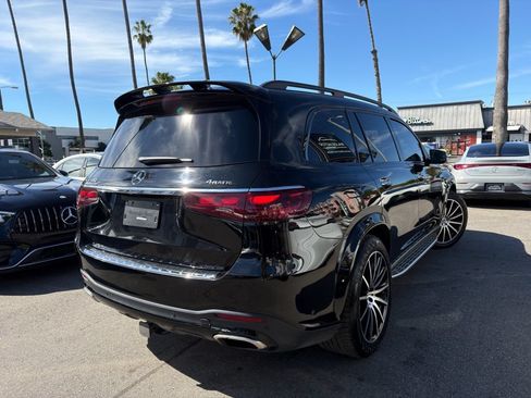 Used 2024 Mercedes-Benz GLS 580 4MATIC image 4