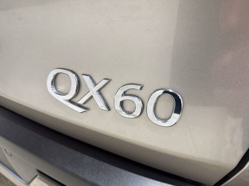 Used 2025 INFINITI QX60 Luxe image 29