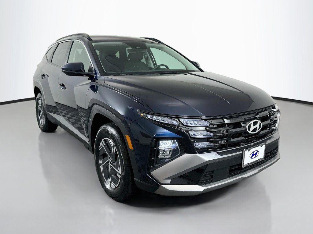 Certified 2025 Hyundai Tucson Blue AWD/4WD image 3