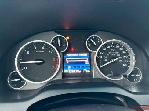Used 2016 Toyota Tundra Limited image 18