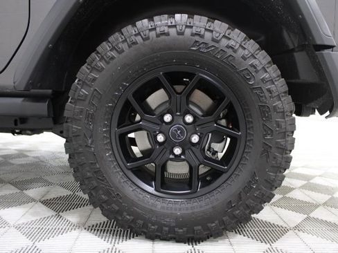 Used 2024 Jeep Wrangler Sport AWD/4WD image 42