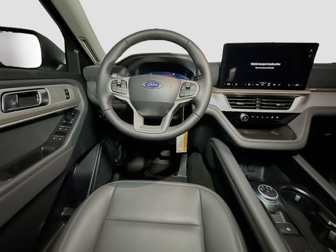 New 2026 Ford Explorer Active w/ Active Comfort Package AWD/4WD image 28